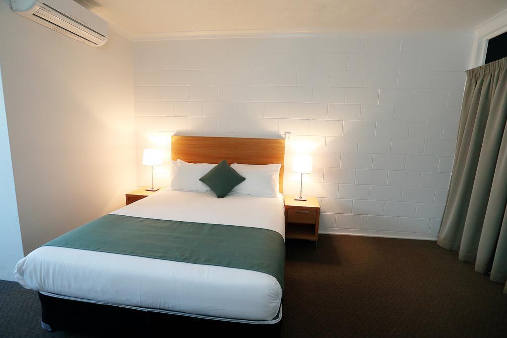 Townsville City Motel Room photo